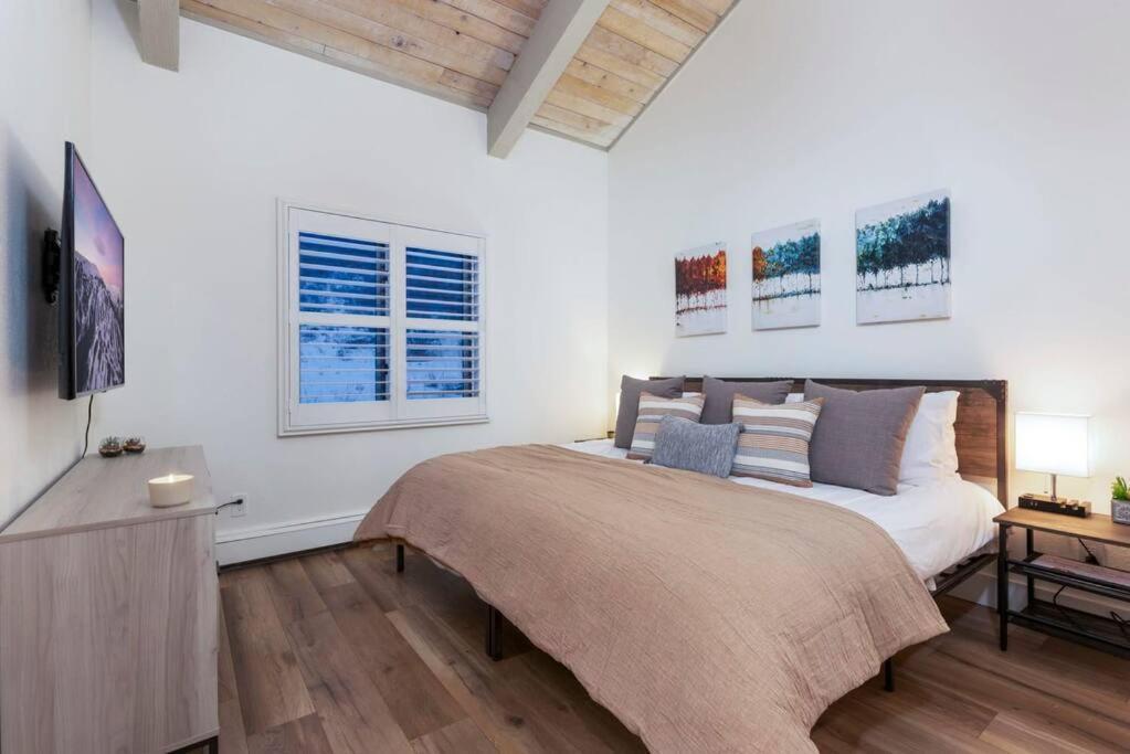 Updated 3 Bedroom 2 Ba With Pool & Hot Tub - Stunning Mountain Views! 스노우매스 빌리지 외부 사진