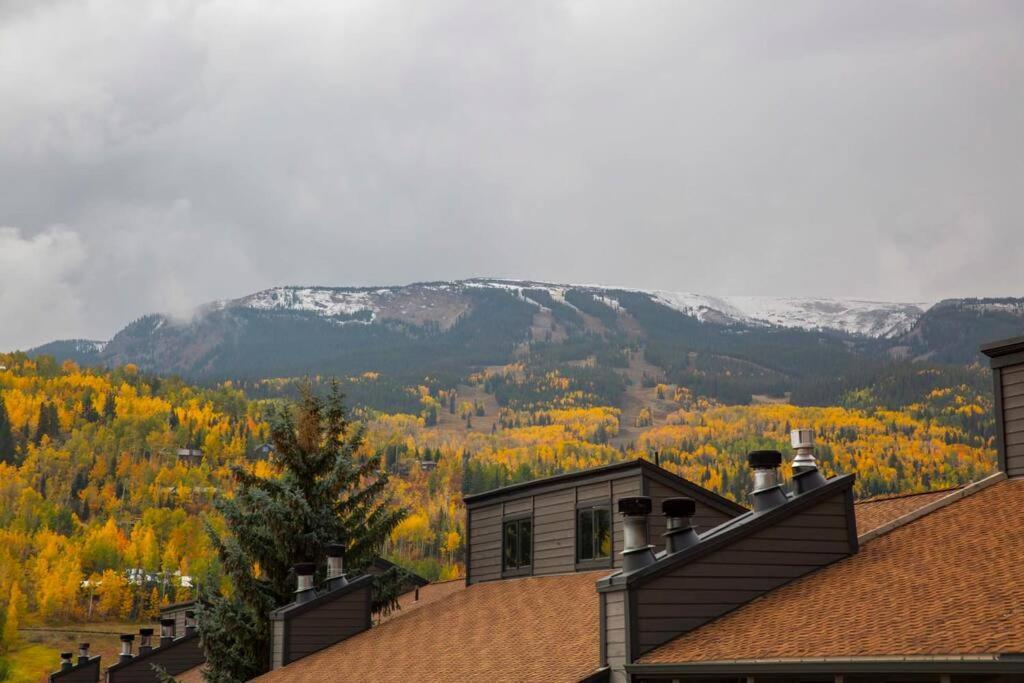Updated 3 Bedroom 2 Ba With Pool & Hot Tub - Stunning Mountain Views! 스노우매스 빌리지 외부 사진